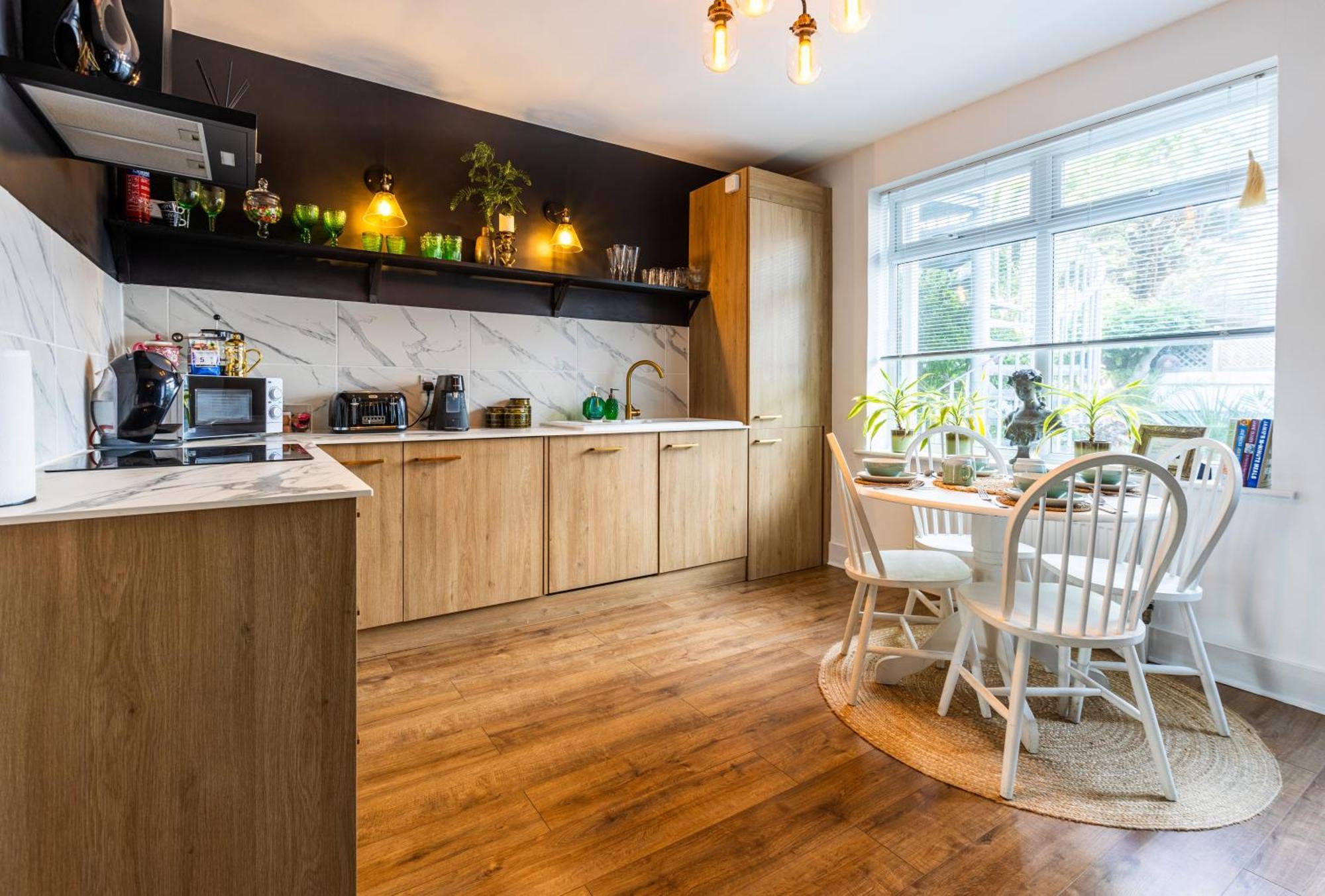 Kira Beach House, Hove Beach Екстериор снимка