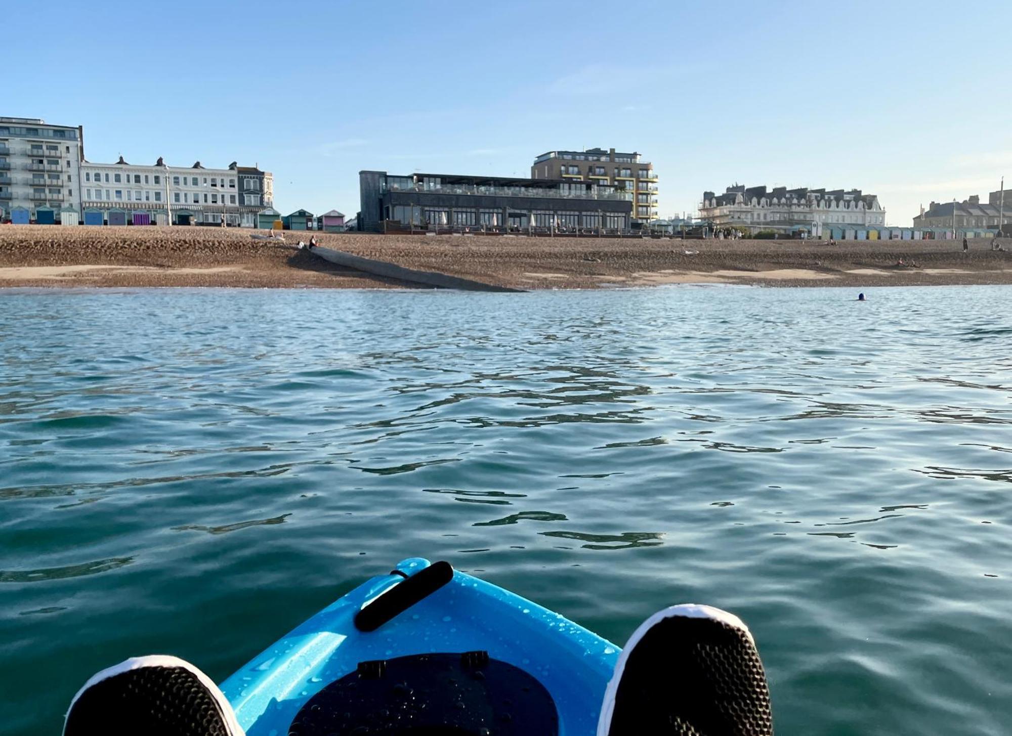 Kira Beach House, Hove Beach Екстериор снимка